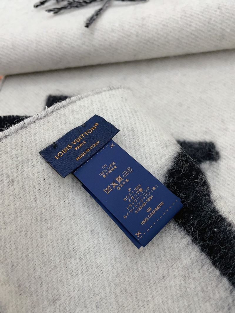 Louis Vuitton Scarf